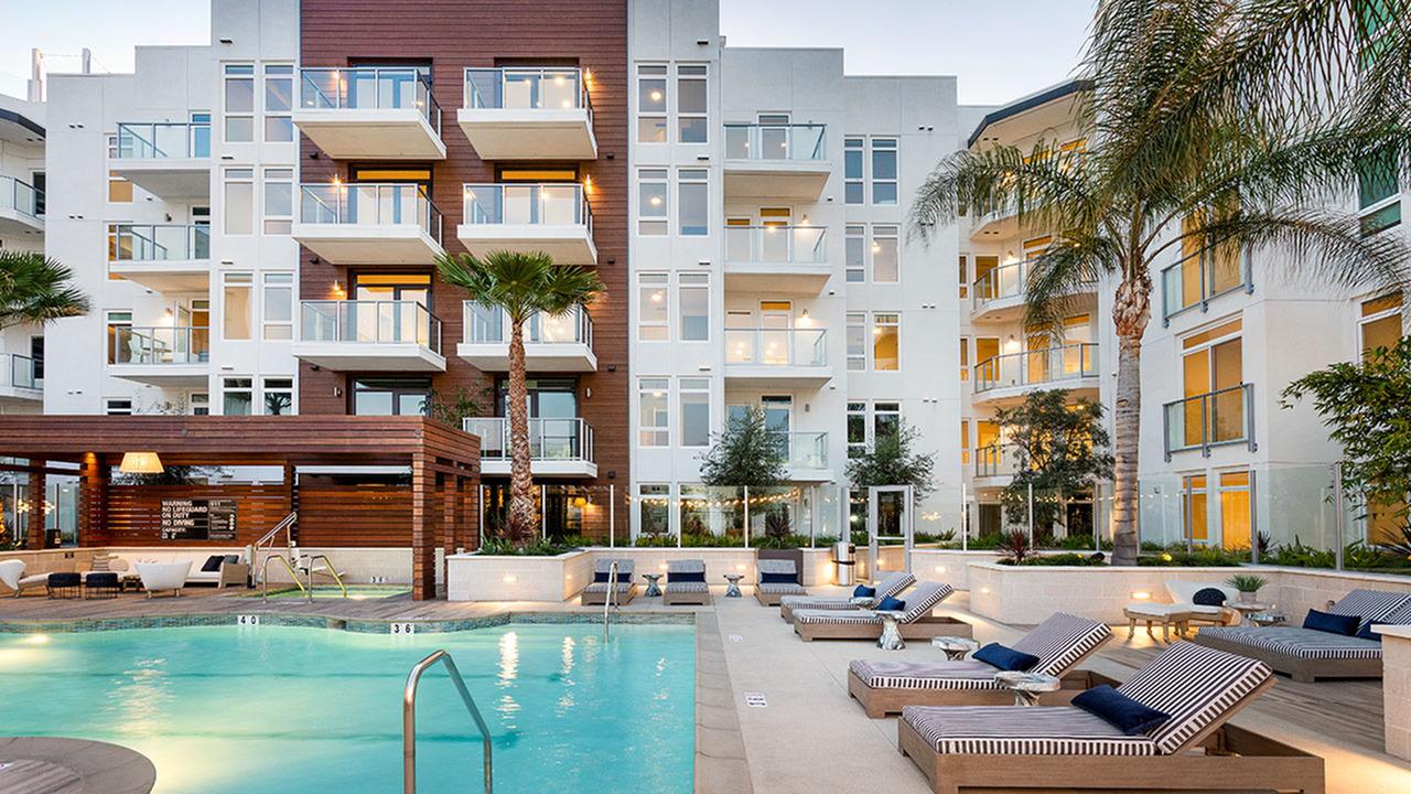 corporate housing west hollywood